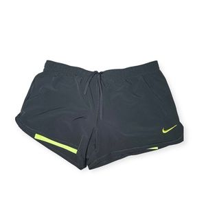 Nike running shorts size L